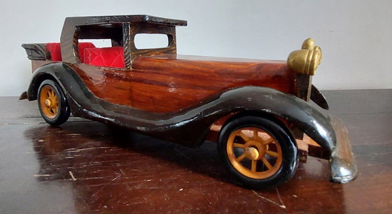 Image 1 of Voitures et camions en bois fabriqués et peints à la main