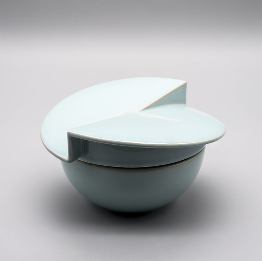 Sculptural Lidded Vessel by Jan van der Vaart for Rosenthal Studio-Linie Turquoise Glazed Porcelain 90s