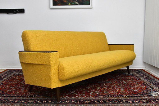 Canapé pliant en boucle jaune de style scandinave, années 1960.