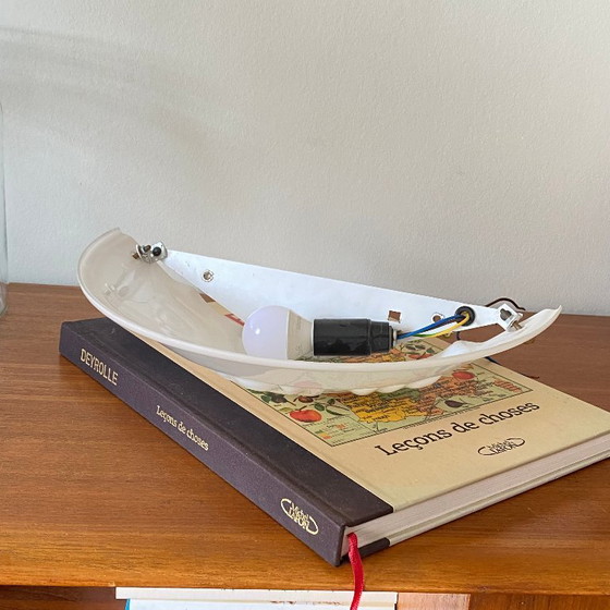 Image 1 of Wandleuchte aus Opalglas, Halbbecken