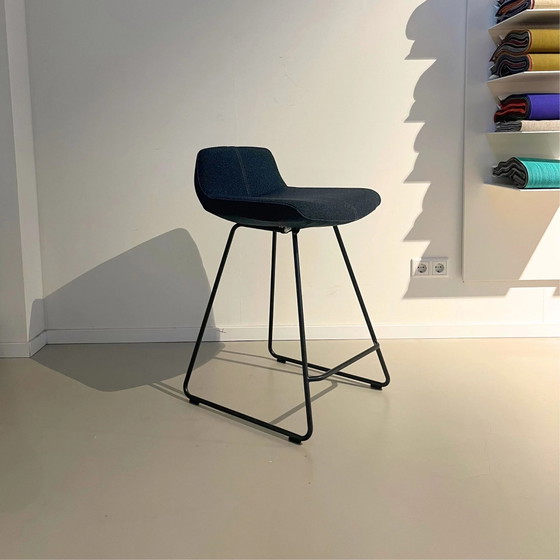 Leolux Caron basso (set di 2) – Sgabelli da bar, Plastic, Textile (photo 5 of 6)