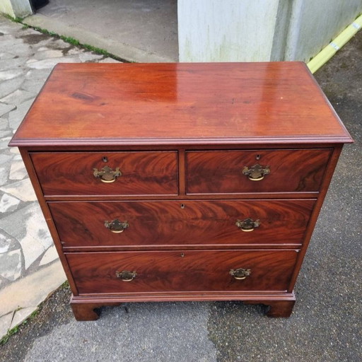 mahogany chest of drawers square front