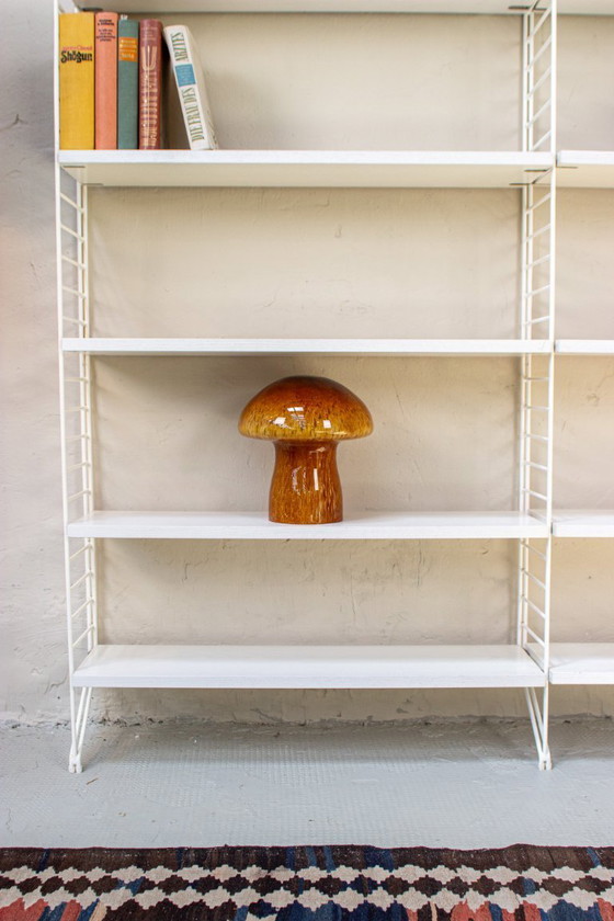 Image 1 of Buffet vintage original Nisse String Shelf blanc style milieu du siècle