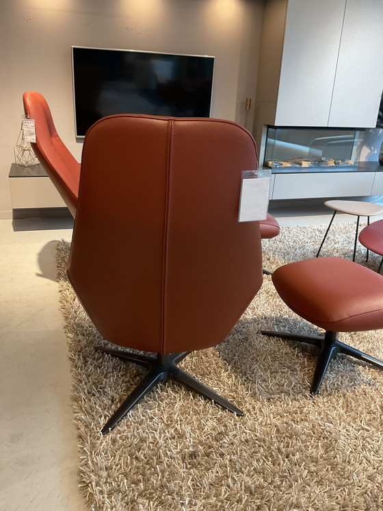 Image 1 of Pode Spot Two fauteuil met poef