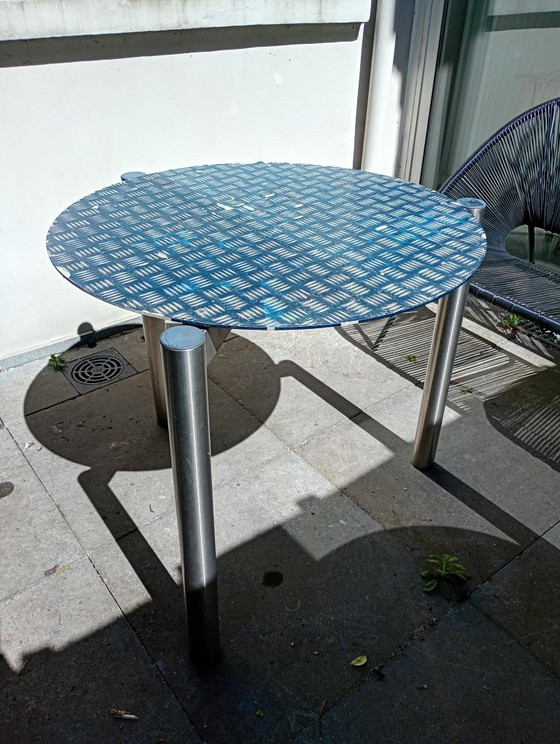 Image 1 of Table Christophe Gevers