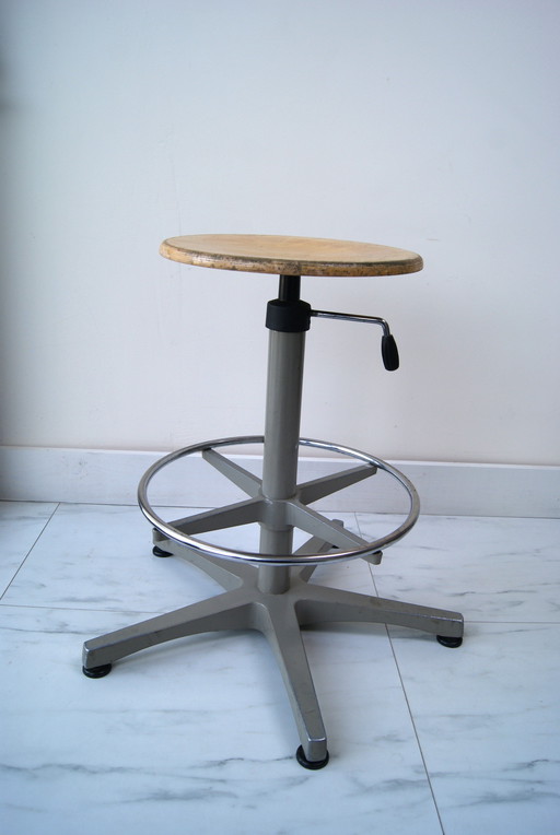 Tabouret industriel