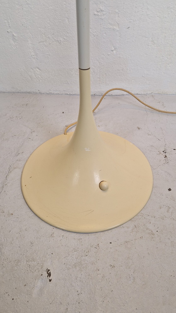 Image 1 of Lampadaire Panthella de Louis Poulsen