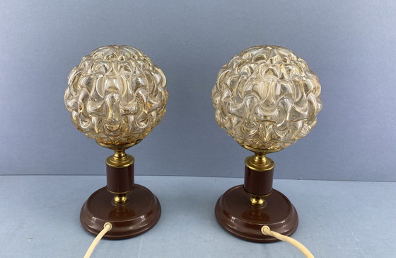 Image 1 of Set di 2 lampade da comodino vintage – Vetro ambrato e ottone