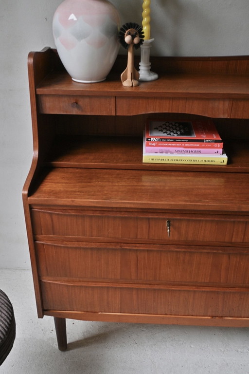 Scrivania/toletta di design danese con specchio nascosto