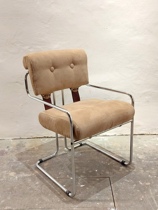 Tucroma Chairs By Guido Faleshini