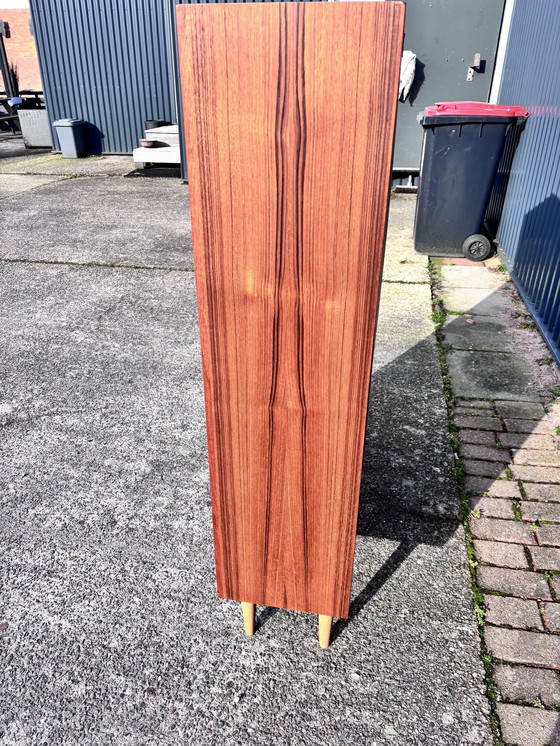 Image 1 of boekenkast vintage en teck