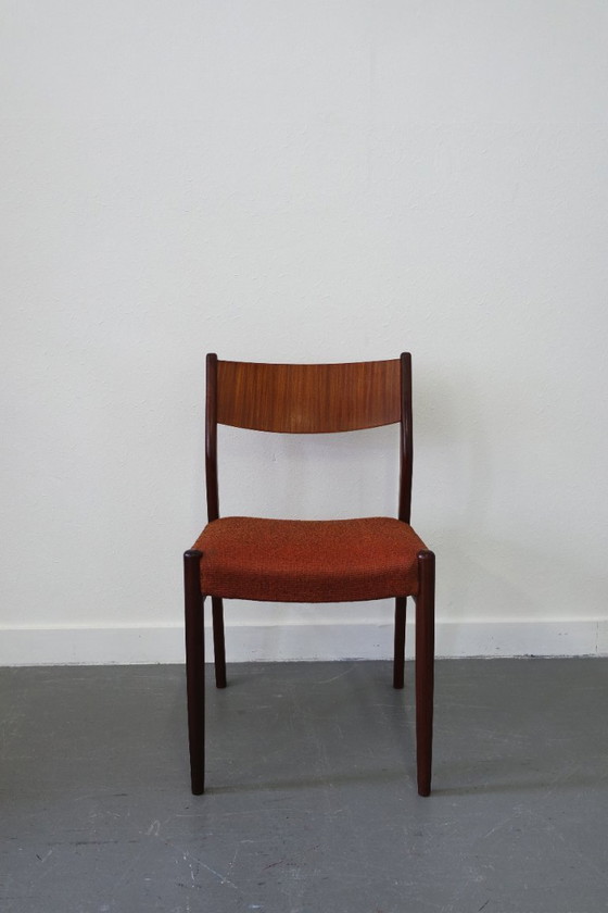 Image 1 of Drei antike Esszimmerstühle aus Teakholz