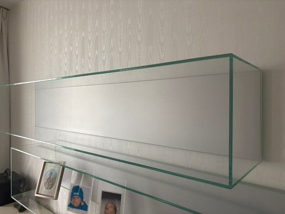 Image 1 of Mueble alto de cristal de diseño Porro 2