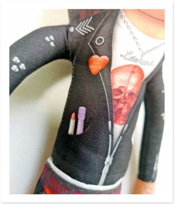 Image 1 of Cadeau met Mona Lisa-steenmotief | Decoratie met rotskunst | Kunstpop als verzamelobject | Stoer cadeau voor kunstliefhebbers