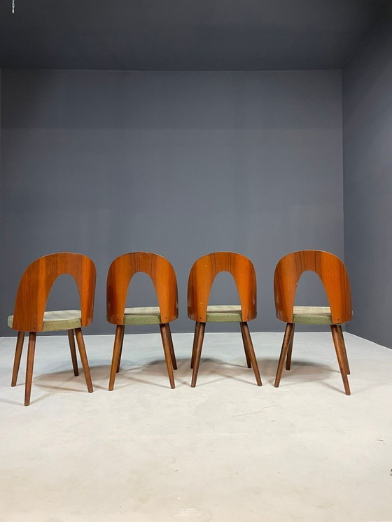 Image 1 of Ensemble de 4 chaises de salle à manger d'Antonín Šuman, Tchécoslovaquie, années 1960