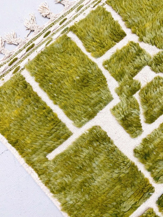 Image 1 of Traditional handmade Berber carpet 250cmx150cm