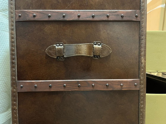 RH Mayfair Steamer Trunk Cuir Vintage Coffre à Cigares, Restoration Hardware, Commodes, Métal, Marron (photo 3 sur 6)