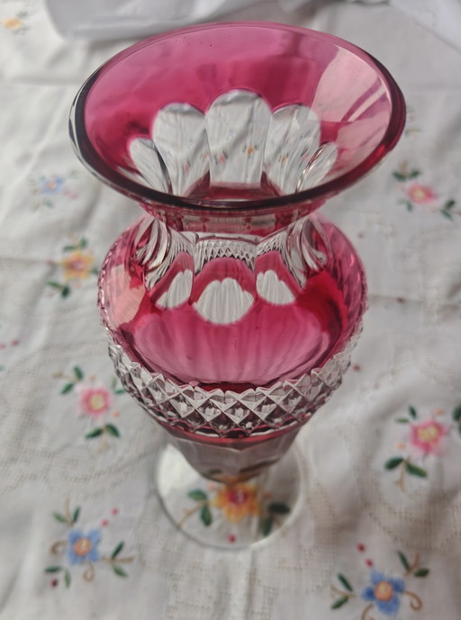 Beautiful Val Saint Lambert Crystal Vase - Red 'Cut-to-Clear' (approx. 20 cm)