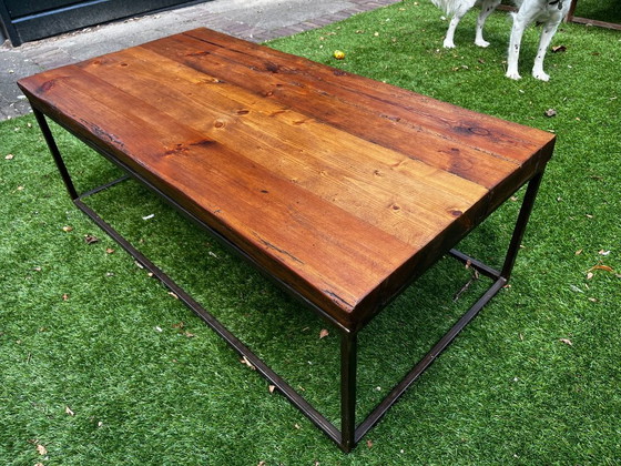 Image 1 of Tavolo super bello e robusto, in legno massiccio e acciaio!