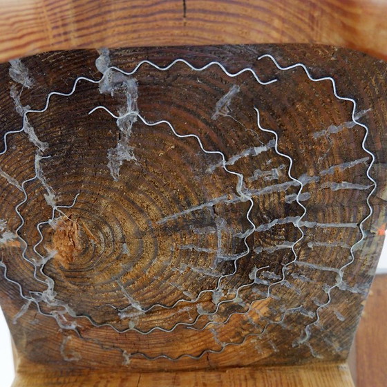 Image 1 of Sculpturale brutalistische kinderstoel van massief eikenhout, geïnspireerd op Wabi-Sabi.