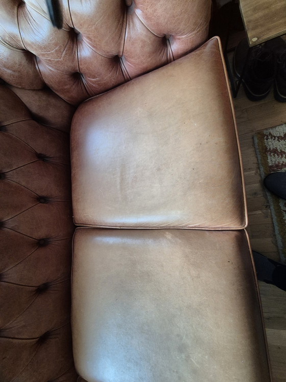 Image 1 of Sofá de cuero Chesterfield