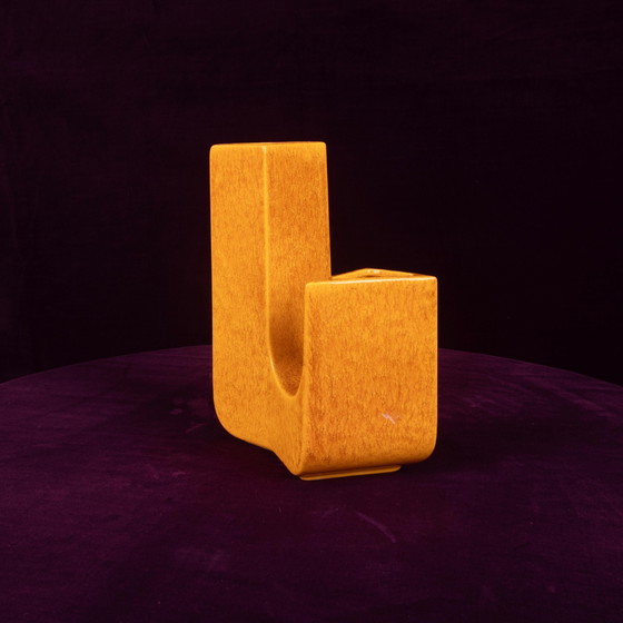 Sculptural Amber Ceramic Space Age Vase, Italy 1970 (photo 20 of 20)