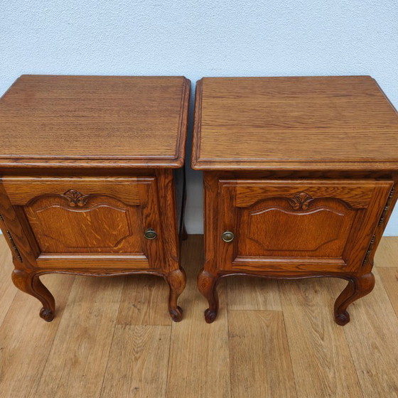 Image 1 of Set of wooden Vintage bedside tables, side tables in Queen Ann style