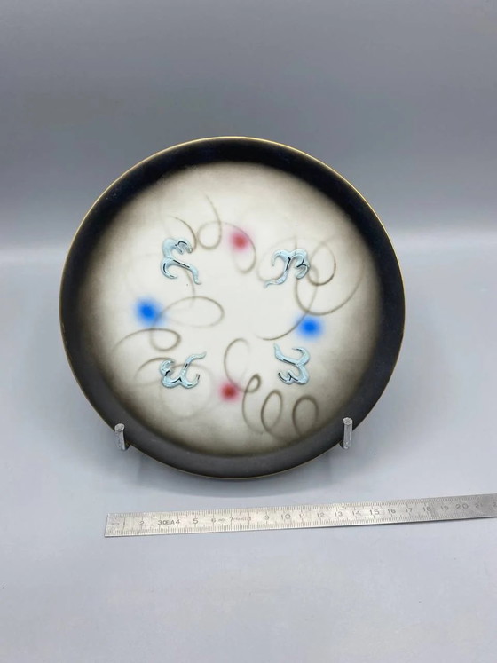 Japanese Porcelain Sake Tray - Blue Embossed Enamel and Arabesque Design – Decorative Objects (photo 4 of 4)