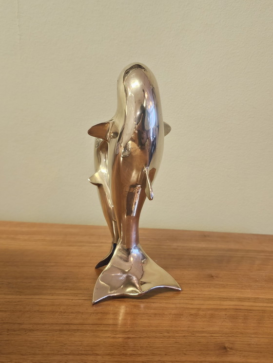 Image 1 of Statua di delfino in ottone vintage anni '70. Il delfino presenta