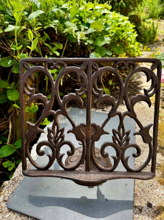 Art Nouveau wrought iron magazine rack lectern (photo 3 of 9)
