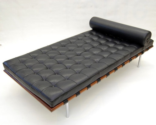 Barcelona Day-Bed ontworpen door Mies van der Rohe, 1930