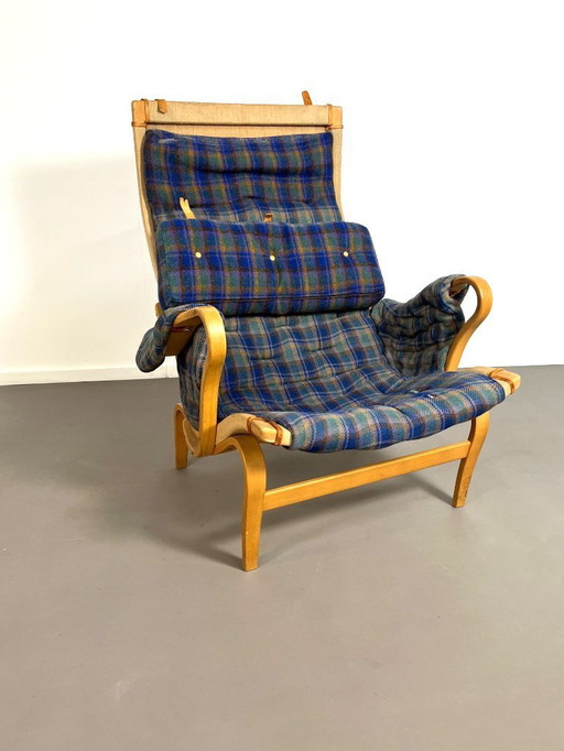 Sillón Pernilla 69 de Bruno Mathsson para Dux, Suecia, década de 1970. Fabricado en