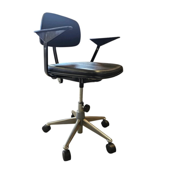 Mid-Century bureaustoel van Friso Kramer voor Ahrend de Cirkel / jaren 60 – Bureaustoelen, Mid Century Modern (photo 7 of 17)