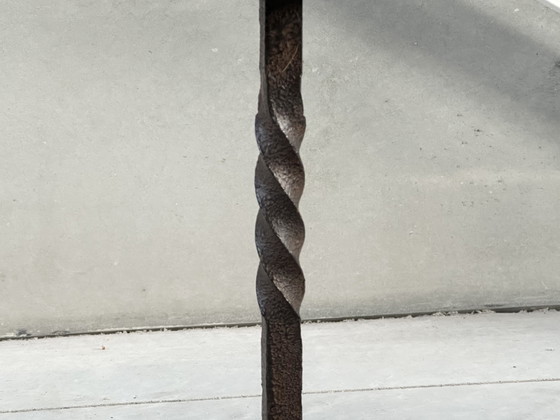 Image 1 of Sgabello brutalista