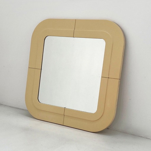 Cremefarbener Space-Age-Spiegel von Anna Castelli für Kartell, 1970er Jahre