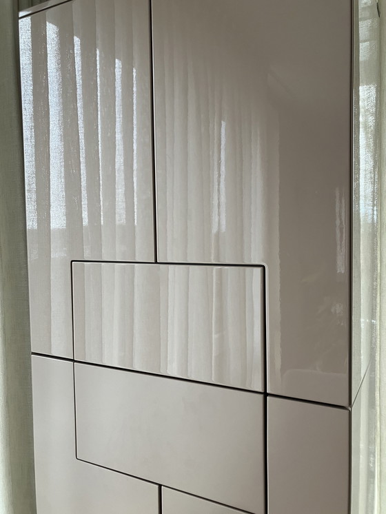 Image 1 of Cabinet Bert Plantagie