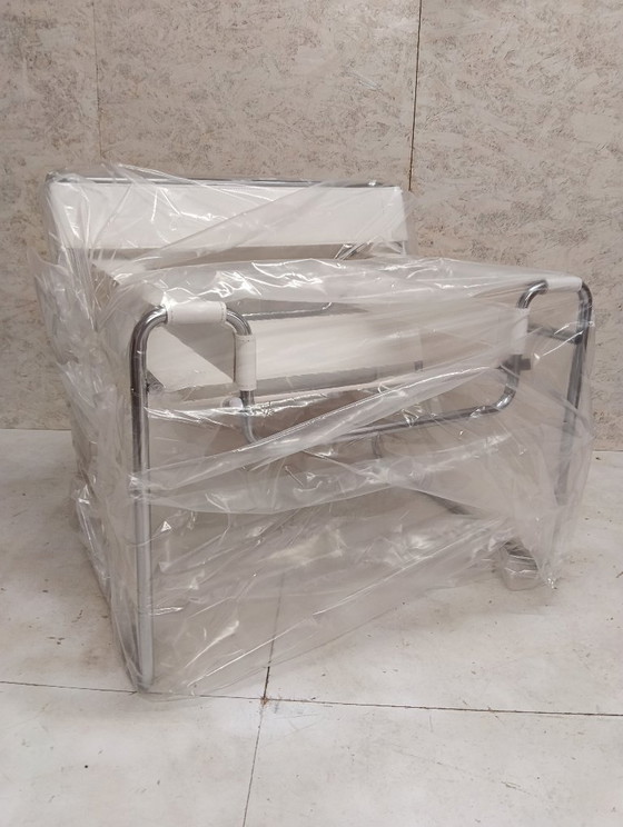 KNOLL Studio Poltrona WASSILY B3 NUOVA, in Cuoio Bianco – Poltrone, Leather (photo 17 of 83)
