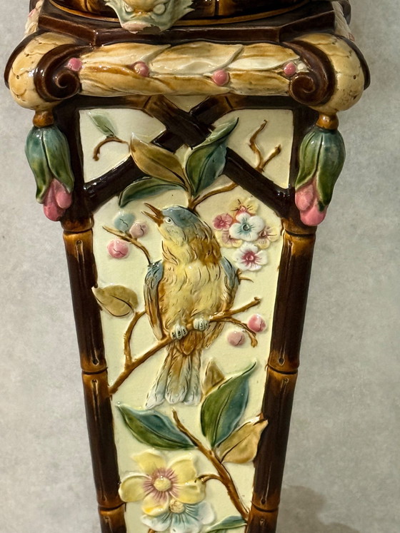 Image 1 of Säule mit Pflanzgefäß