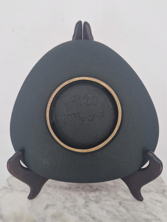 Image 1 of André Freymond keramische schaal | Model 9120 | Gestileerd vogelmotief | jaren 1950/60