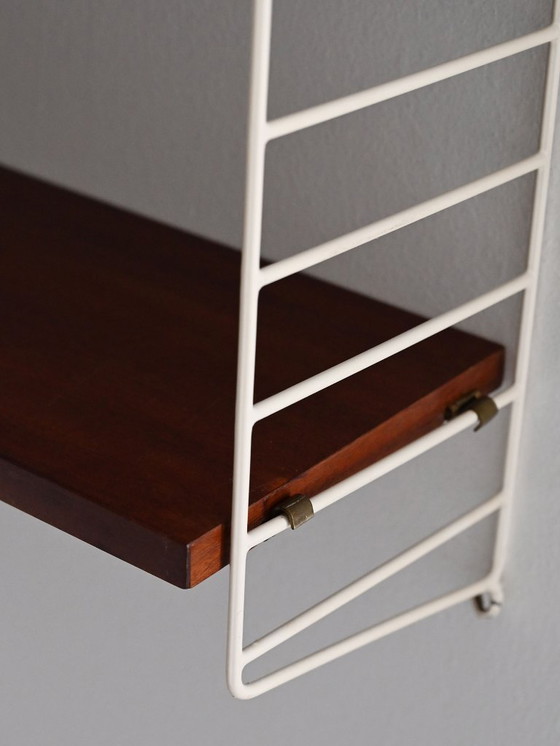 Image 1 of Scaffale a muro scandinavo Hylla del 1960 in mogano