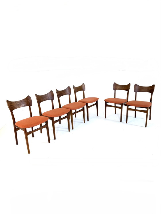 Image 1 of 6 chaises de salle à manger danoises en teck restaurées, années 60