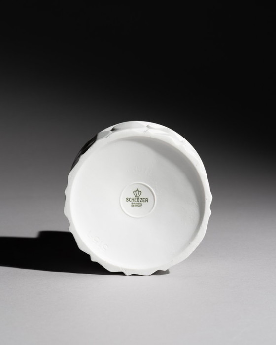 Image 1 of Vase bouteille en porcelaine biscuit rétro Scherzer Werner Uhl Design, relief op art, DUO