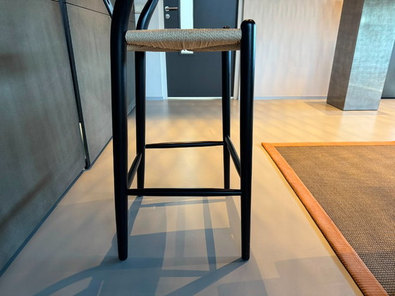 Hans Wegener Y-Chair Wishbone Barstool Black – Hans Wegner, Wood (photo 3 of 5)