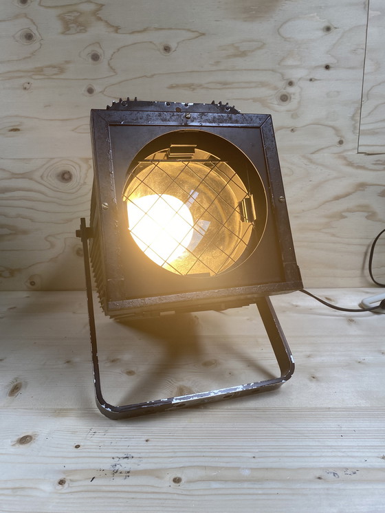 Image 1 of Lampe de théâtre vintage - accroche-regard - maintenant avec ampoule à économie d'énergie