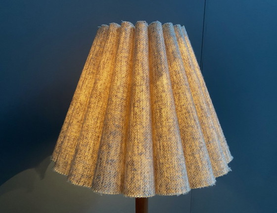 Image 1 of Domus Teakhouten vloerlamp uit 1960, met origineel label! Hoogte: 140 cm - 188 cm