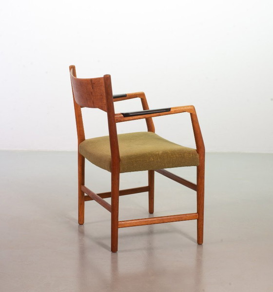 Image 1 of Set of Two Hans Wegner Mid-Century Design Famous Dining Chairs for Plan Mobler with Black Wooden armrests. Sweden, 1960s.