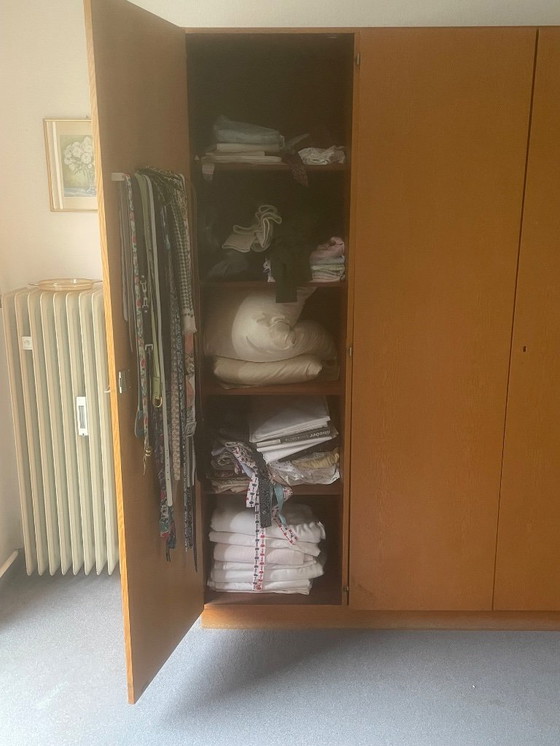 Image 1 of Bellissimo mobile quadrato di metà secolo