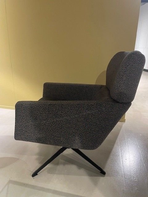 Capa Draaifauteuil Guijarro – Cloak, Sillones (photo 3 of 5)