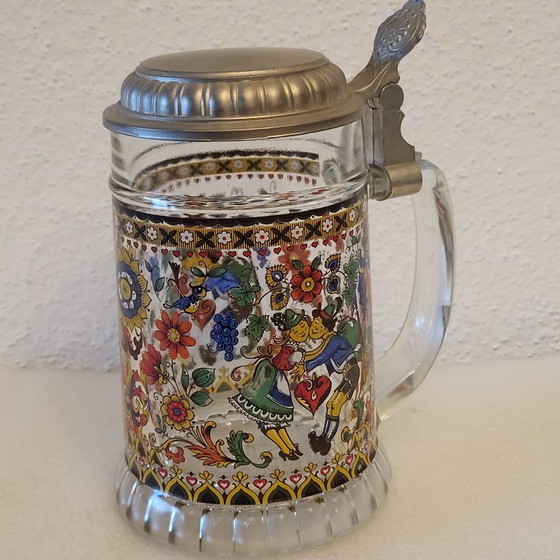 Boccale di birra in vetro decorato con motivi folcloristici, Space age, Bicchieri e caraffe, Metallo (foto 4 di 11)