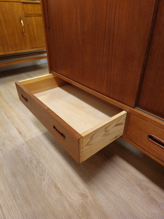 Image 1 of Credenza danese d'epoca Credenza in teak Armadio